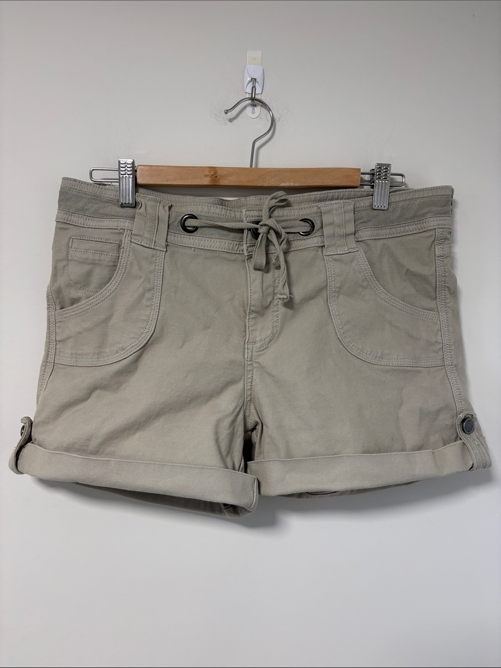 Kut from the Kloth Lace-Up Rolled Hem Jean Shorts - Light Tan